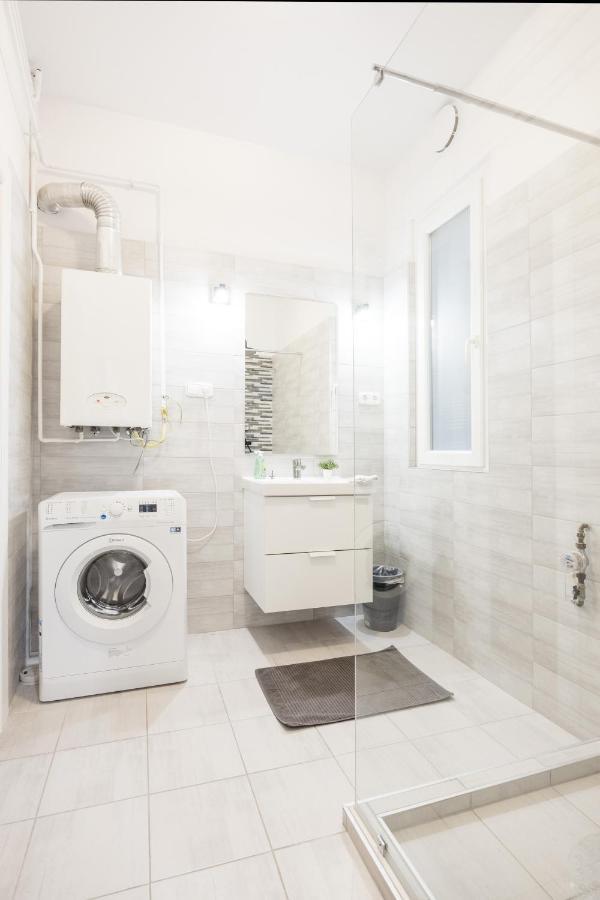Downtown Tranquility Apartment Budapest Luaran gambar
