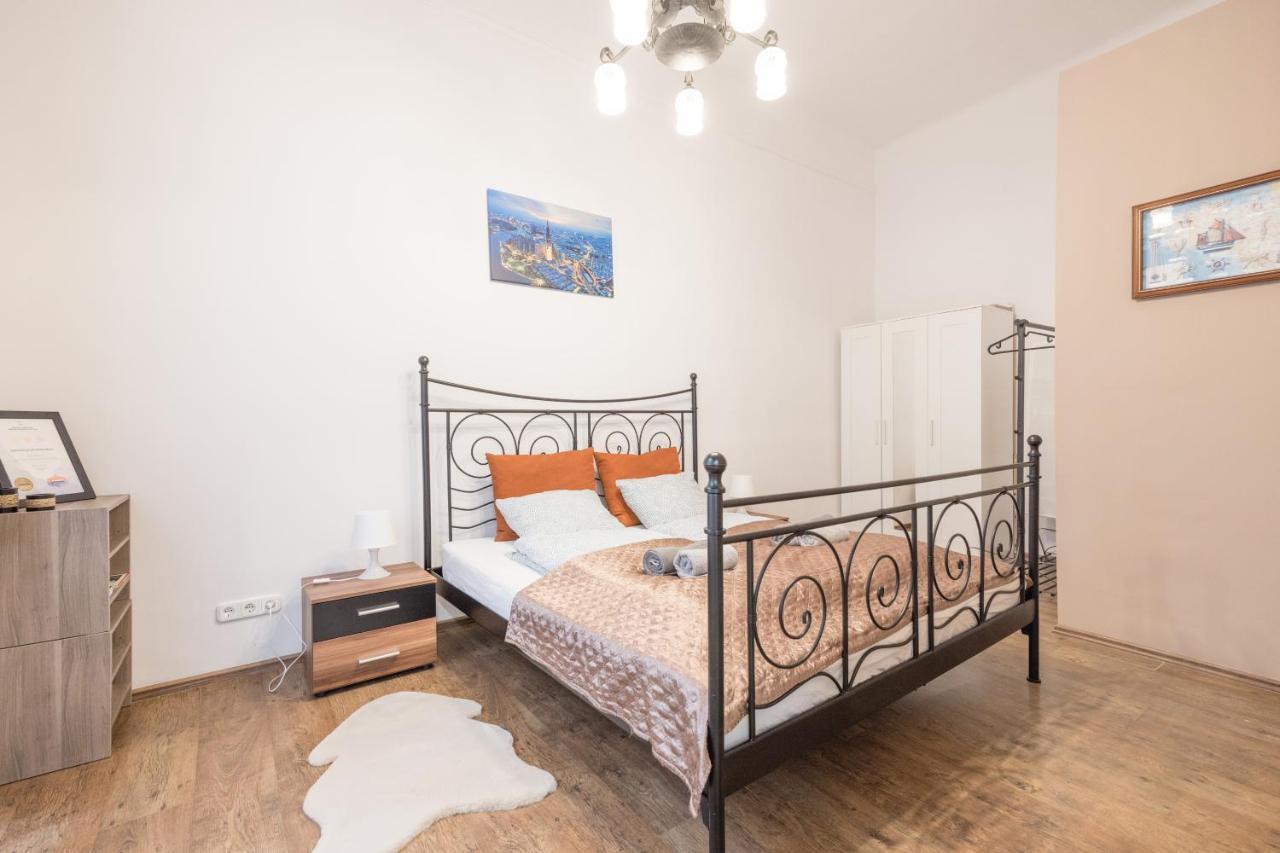 Downtown Tranquility Apartment Budapest Luaran gambar