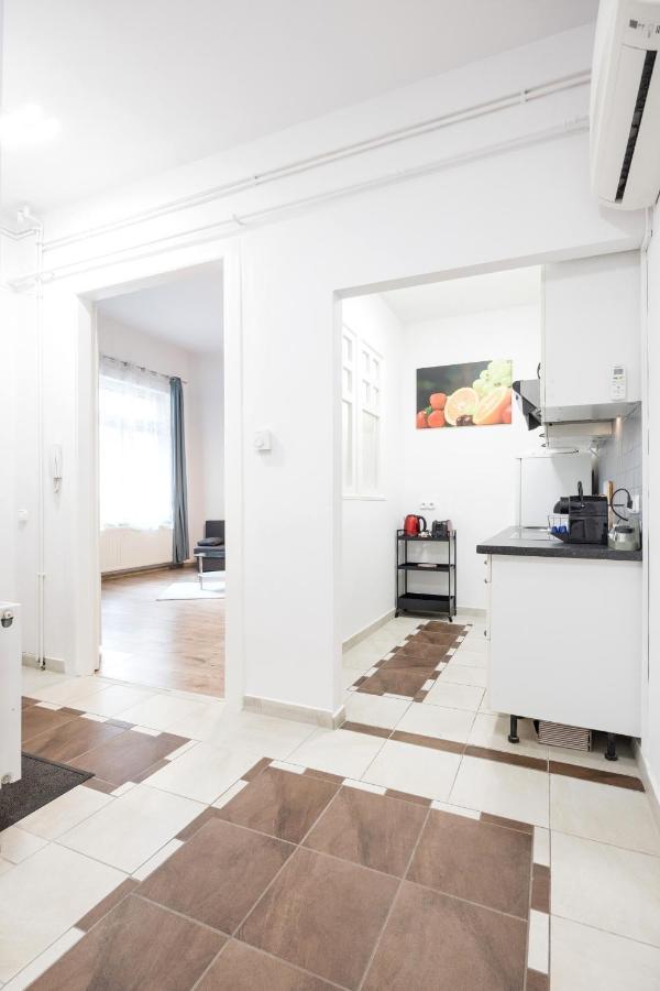 Downtown Tranquility Apartment Budapest Luaran gambar